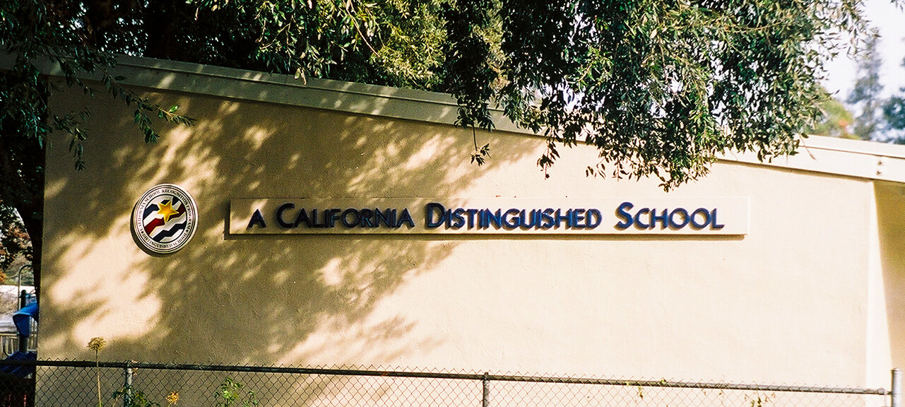 San Jose school signs booksin elementary award california