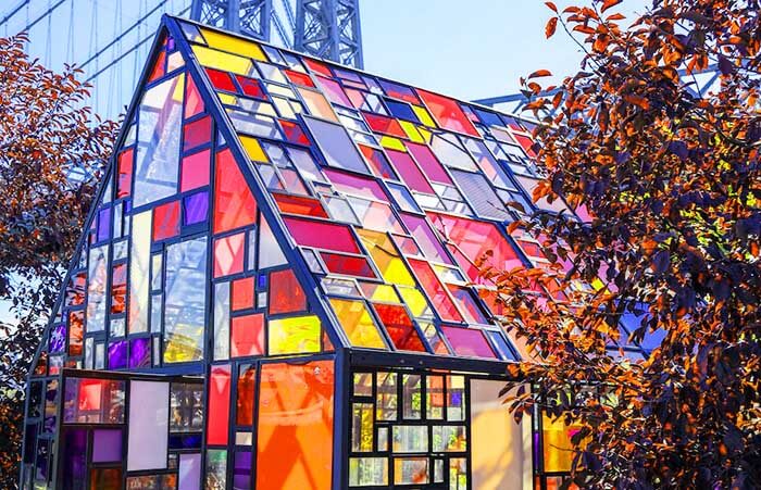 The Benefits of Using Stained Glass in Interior Design